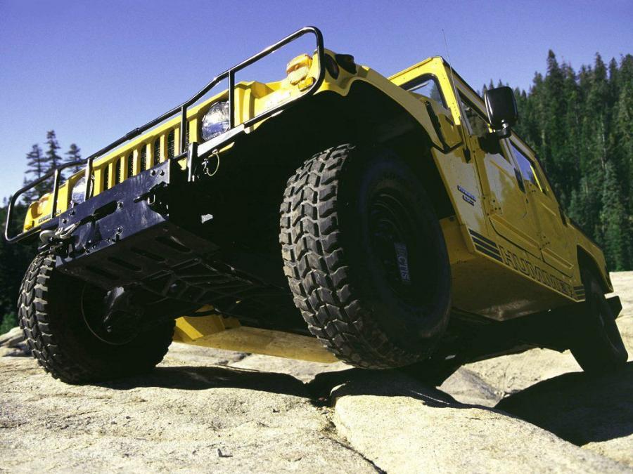  Hummer H1 Convertible 1992 года  (фото 2 из 40)